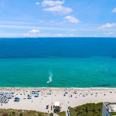 הוליווד Beachfront Condo With Mesmerizing Views מראה חיצוני תמונה